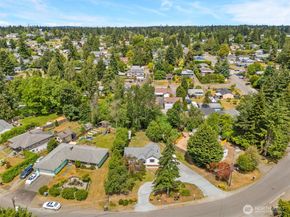 626 SW 142nd Street, Burien WA 98166