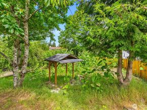 626 SW 142nd Street, Burien WA 98166