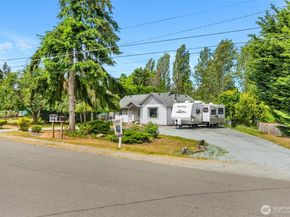 626 SW 142nd Street, Burien WA 98166