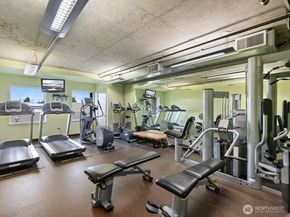 15100 6th Avenue SW 411, Burien WA 98166