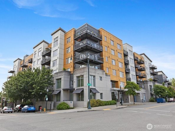 15100 6th Avenue SW 411, Burien WA 98166