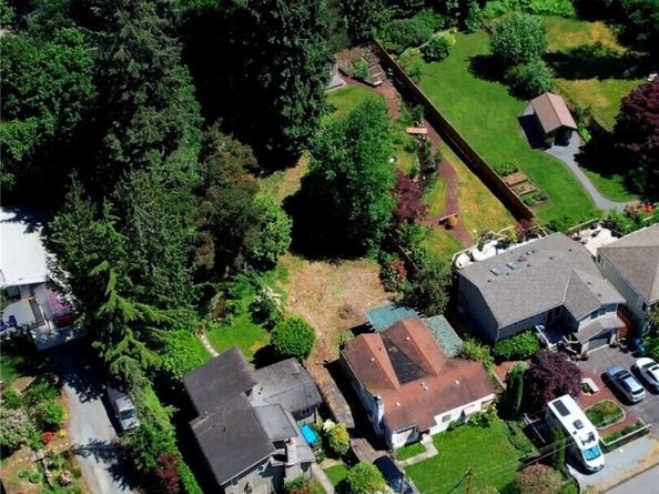 19054 NE 18th Ave NE NE, Shoreline WA 98155