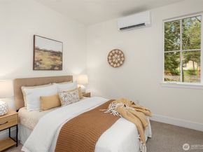 11812 NE 103rd Place, Kirkland WA 98033