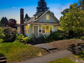 911 N 77th Street, Seattle WA 98103