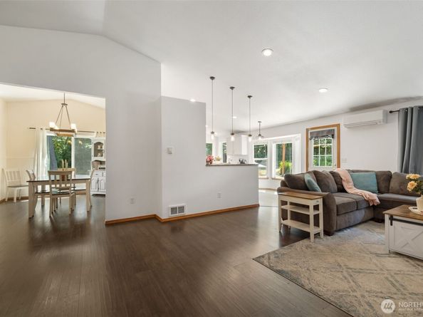 9193 SE Willock Road, Olalla WA 98359