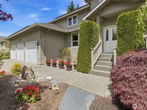 5607 94th Place SW, Mukilteo WA 98275