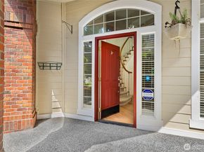 24312 E Main Drive, Sammamish WA 98074