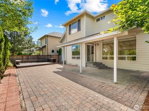 24312 E Main Drive, Sammamish WA 98074