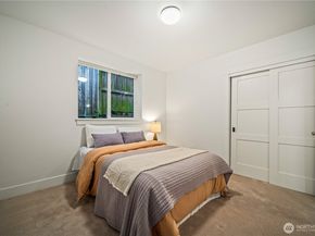 5027 48th Avenue NE, Seattle WA 98105