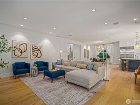 5027 48th Avenue NE, Seattle WA 98105