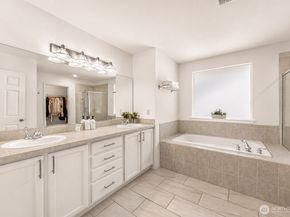 124 202nd Street SE, Bothell WA 98012