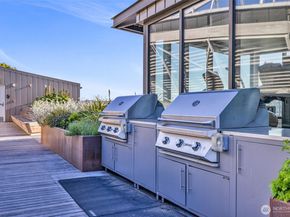 590 1st Avenue S 603, Seattle WA 98104
