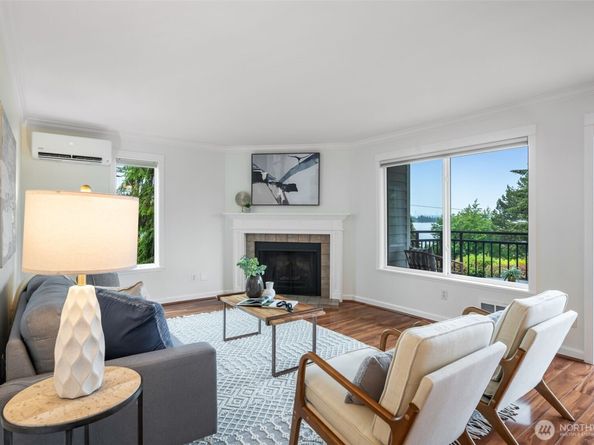 10110 NE 60th Street 101, Kirkland WA 98033
