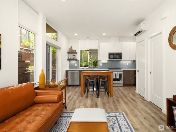 2404 Dexter Avenue N D, Seattle WA 98109