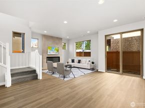 12611 SE 256th Place 17, Kent WA 98030