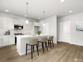 12611 SE 256th Place 17, Kent WA 98030