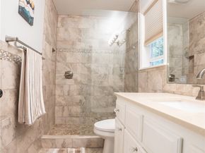 15633 44th Avenue W B1, Lynnwood WA 98087