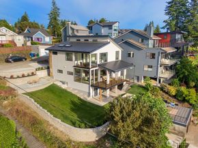 7602 44th Avenue SW, Seattle WA 98136