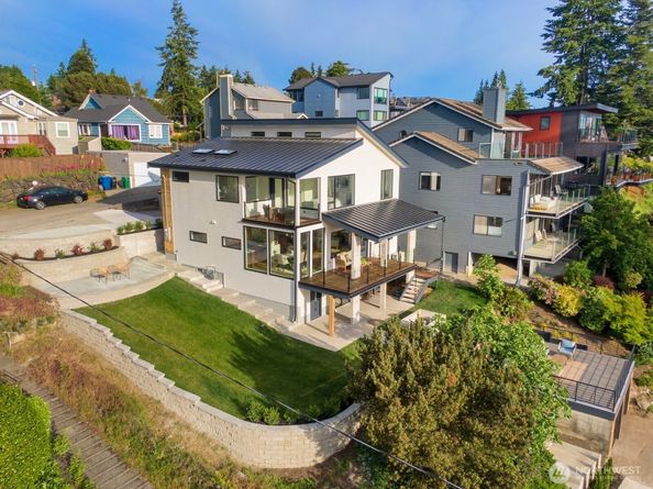7602 44th Avenue SW, Seattle WA 98136
