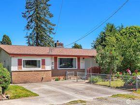 16022 11th Avenue SW, Burien WA 98166