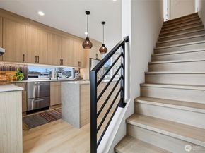 2626 58th Avenue SW A, Seattle WA 98116
