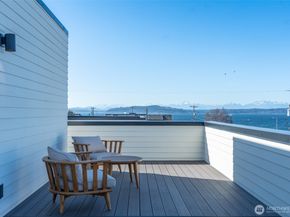 2626 58th Avenue SW A, Seattle WA 98116