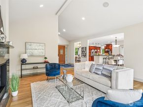 15831 SE 43rd Place, Bellevue WA 98006