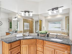 15831 SE 43rd Place, Bellevue WA 98006