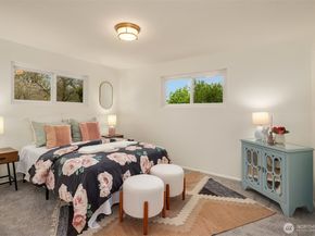 405 240th Street SW, Bothell WA 98021