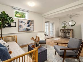 405 240th Street SW, Bothell WA 98021
