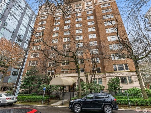 1017 Minor Avenue 702, Seattle WA 98104
