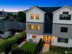 3450 37th Avenue SW B, Seattle WA 98126