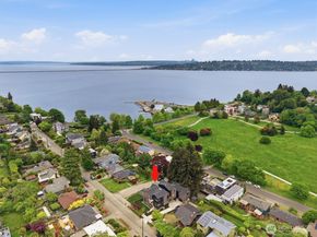 4235 S Bradford Street, Seattle WA 98118
