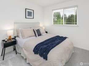 2515 141st Place SW A, Lynnwood WA 98087