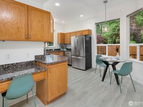 2515 141st Place SW A, Lynnwood WA 98087