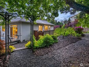 2515 141st Place SW A, Lynnwood WA 98087