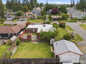 23206 84th Avenue W, Edmonds WA 98026