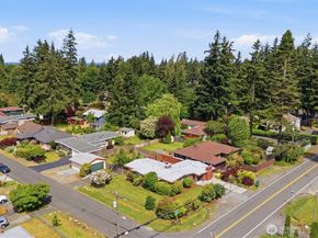 23206 84th Avenue W, Edmonds WA 98026