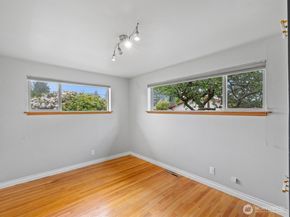 23206 84th Avenue W, Edmonds WA 98026