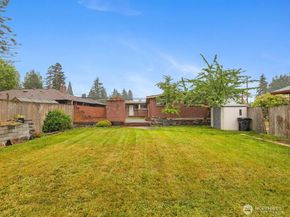 23206 84th Avenue W, Edmonds WA 98026