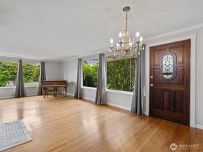 23206 84th Avenue W, Edmonds WA 98026