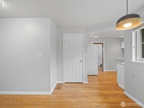 23206 84th Avenue W, Edmonds WA 98026