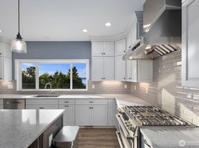 30825 36TH Court SW, Federal Way WA 98023