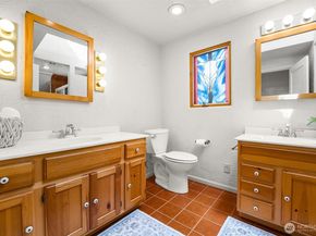 8248 16th Avenue NE, Seattle WA 98115