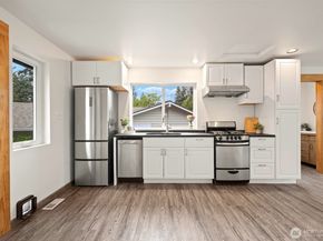 12005 NE 134th Place, Kirkland WA 98034