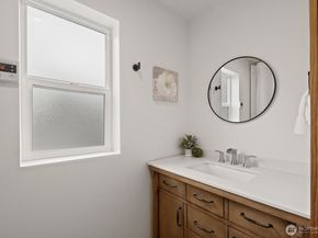 12005 NE 134th Place, Kirkland WA 98034