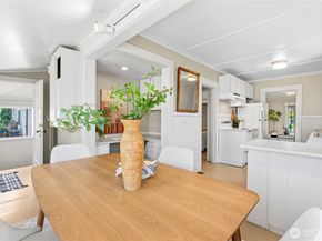 4051 19th Avenue SW, Seattle WA 98106