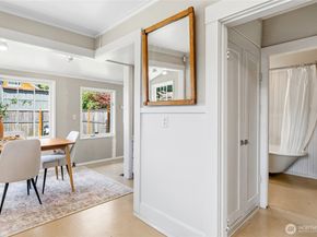 4051 19th Avenue SW, Seattle WA 98106