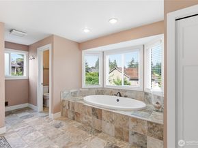 10927 NE 157TH Street, Bothell WA 98011