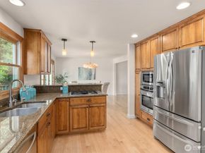 2101 233rd Street SE, Bothell WA 98021